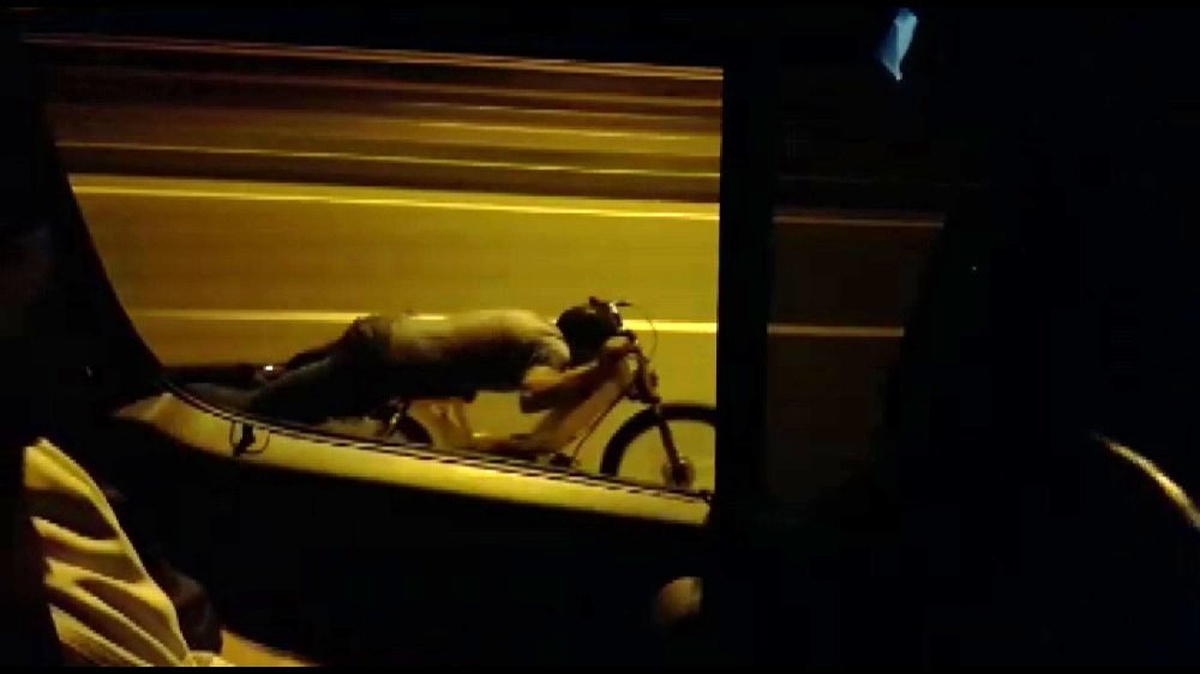 (Özel) Otobanda motosikletle ölümüne yolculuk