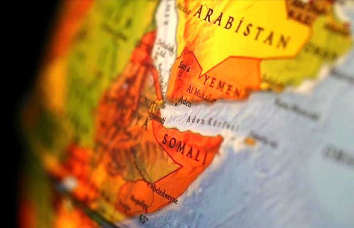 Somali\'de otele bombalı ve silahlı saldırı