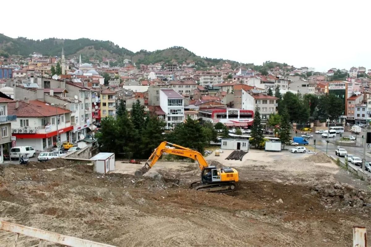 Tosya Hükümet Konağı Hafriyat Çalışmaları Başladı