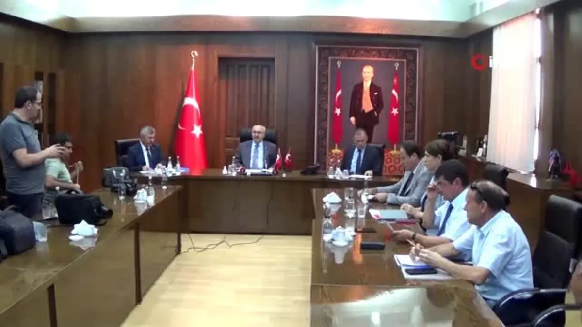 Vali Köşger: "İncir\'deki kükürt miktarı doğal sınırlar içindedir"