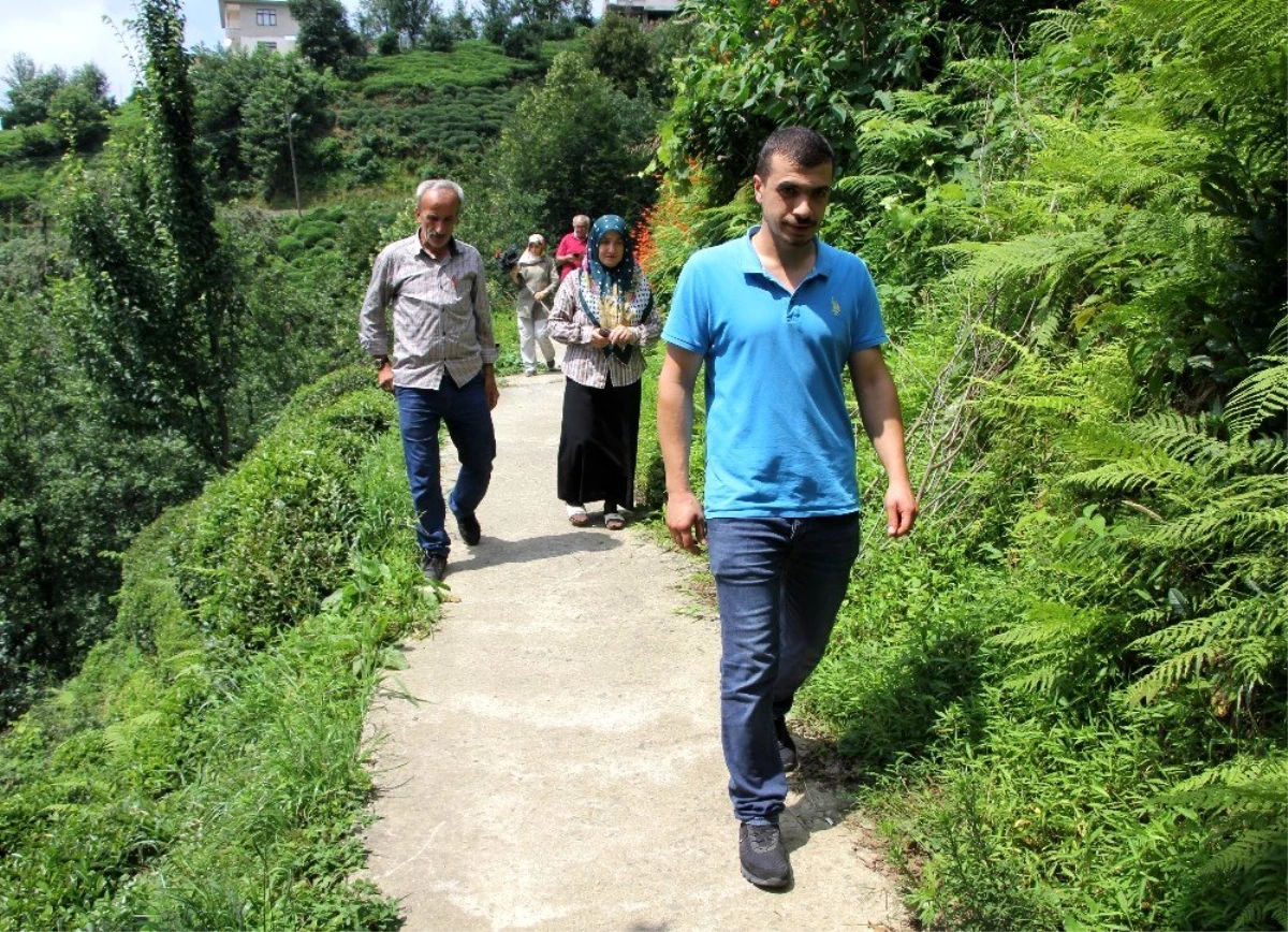 Yol için arazisini vermeyen bir kişi 25 haneyi yolsuz bırakıyor