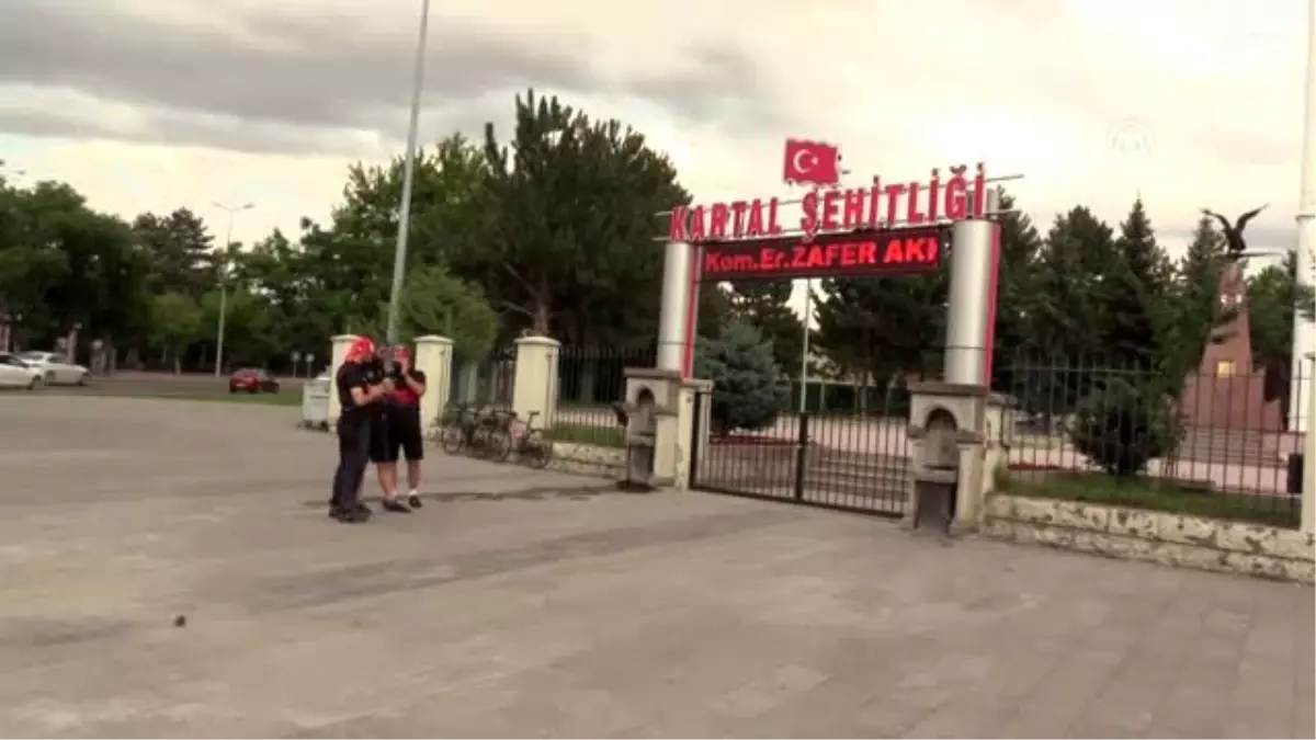 15 Temmuz şehitleri için bisikletle Ankara\'ya gidiyorlar