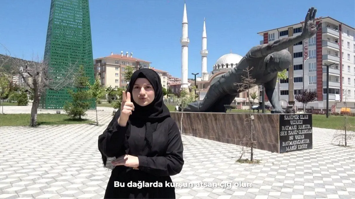 Halk Eğitim kursiyerlerinden 15 Temmuz\'un 3. yılında anlamlı video