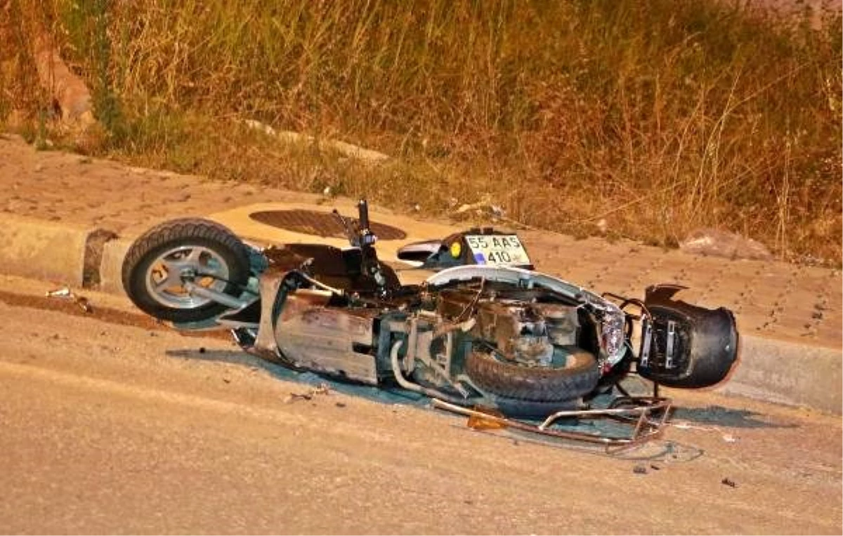 Otomobilin çarptığı motosikletin sürücüsü ağır yaralandı