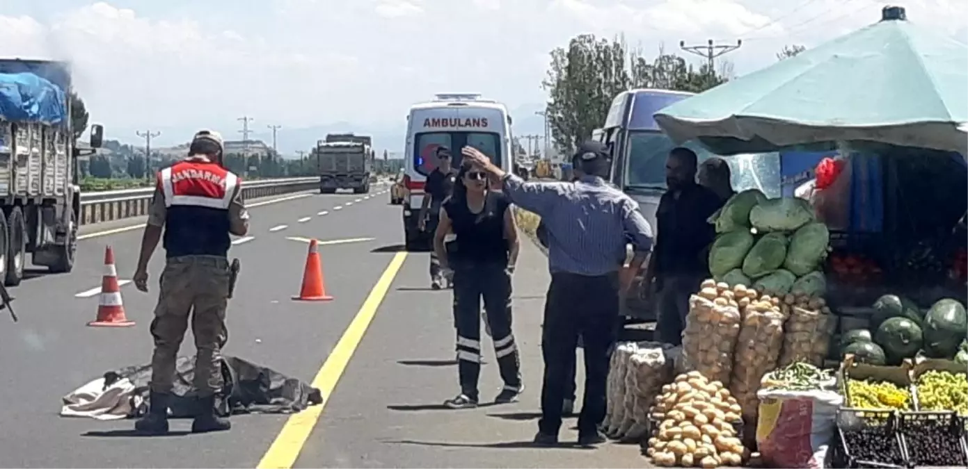 Pasinler\'de trafik Kazası: 1 ölü