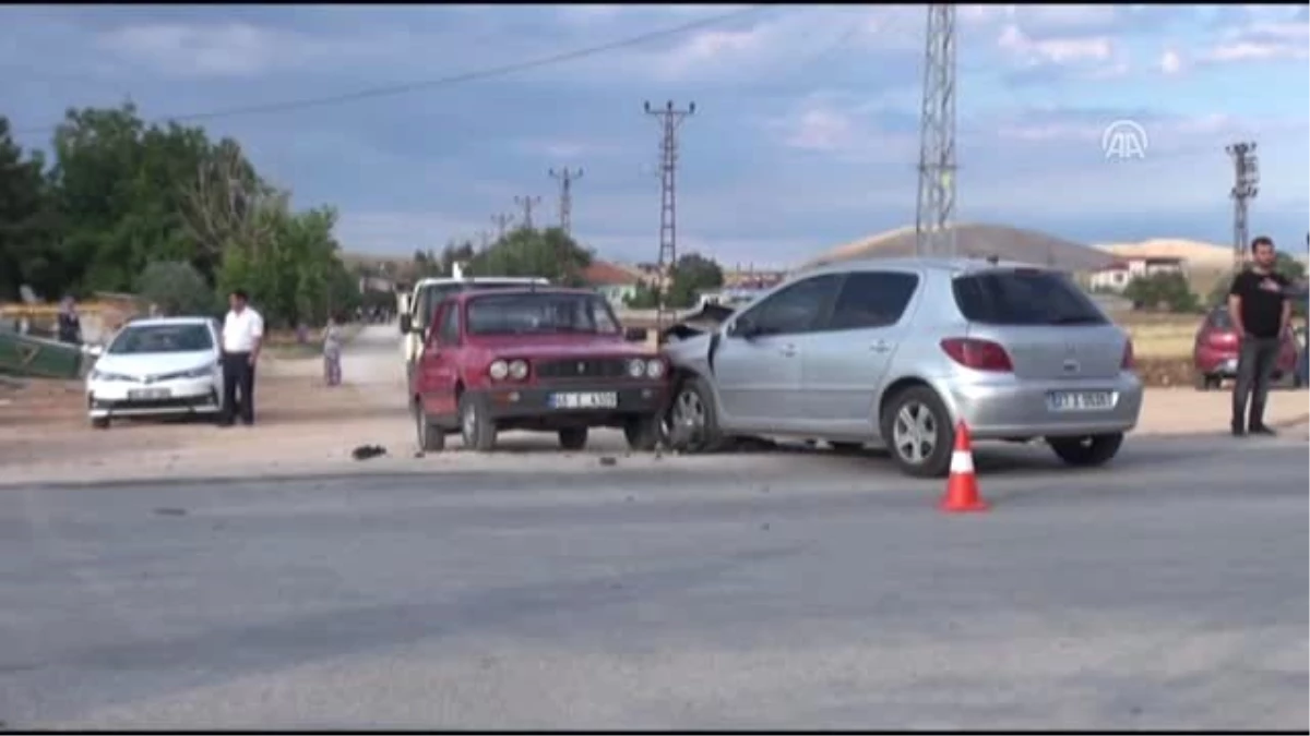 Zincirleme trafik kazası: 8 yaralı