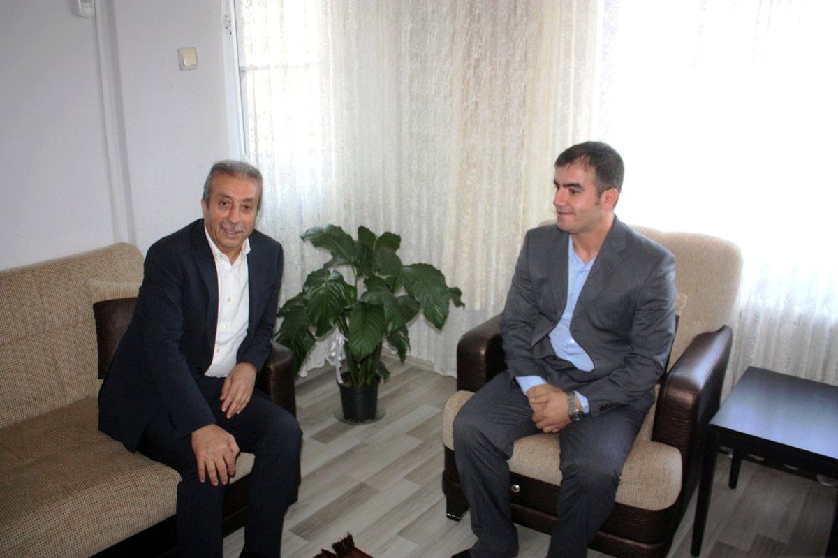 AK Parti\'li Eker, 15 Temmuz gazisini evinde ziyaret etti