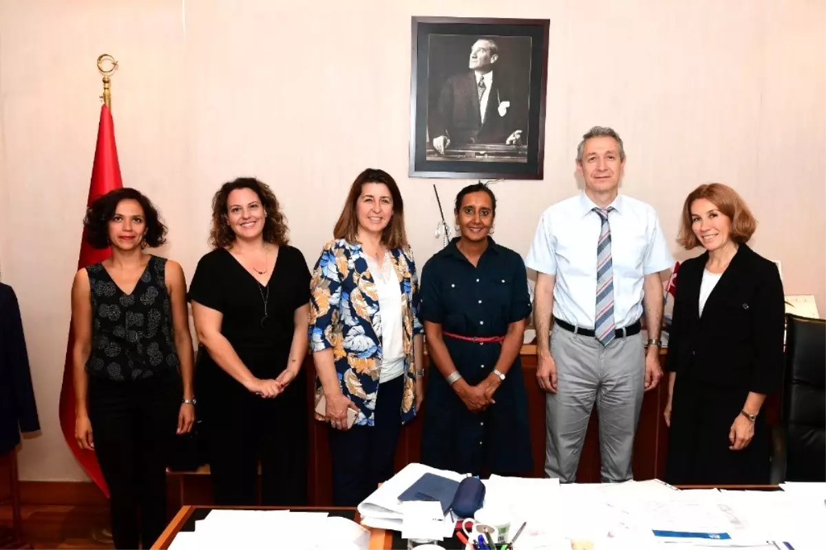 Anadolu Üniversitesi İngiltere Büyükelçiliği heyetini ağırladı