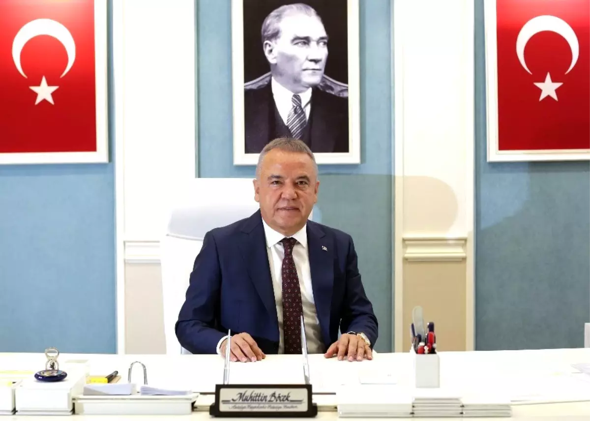 Başkan Böcek: "Türk Milleti, demokrasi zaferine imza attı"