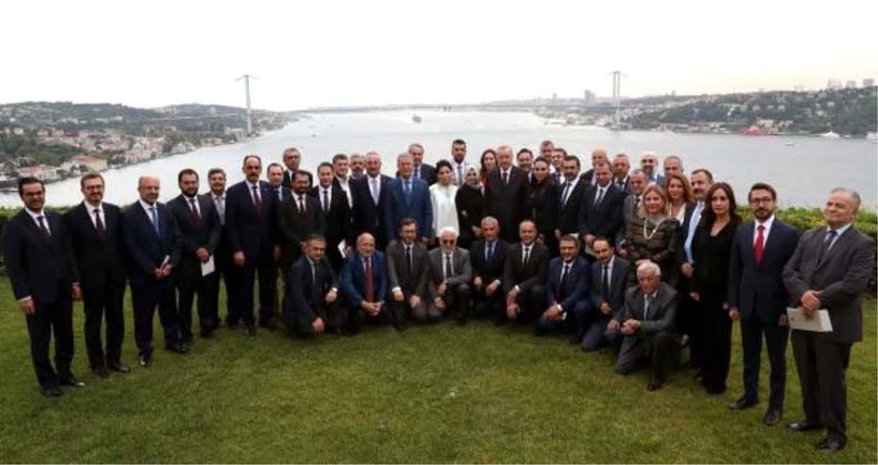 Cumhurbaşkanı Recep Tayyip Erdoğan genel yayın yönetmenleriyle bir araya geldi