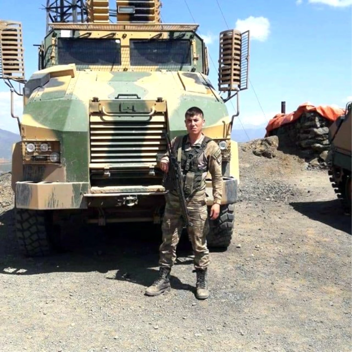 PKK\'lı teröristlerin Hakkari\'deki saldırısında yaralanan uzman çavuş kurtarılamadı