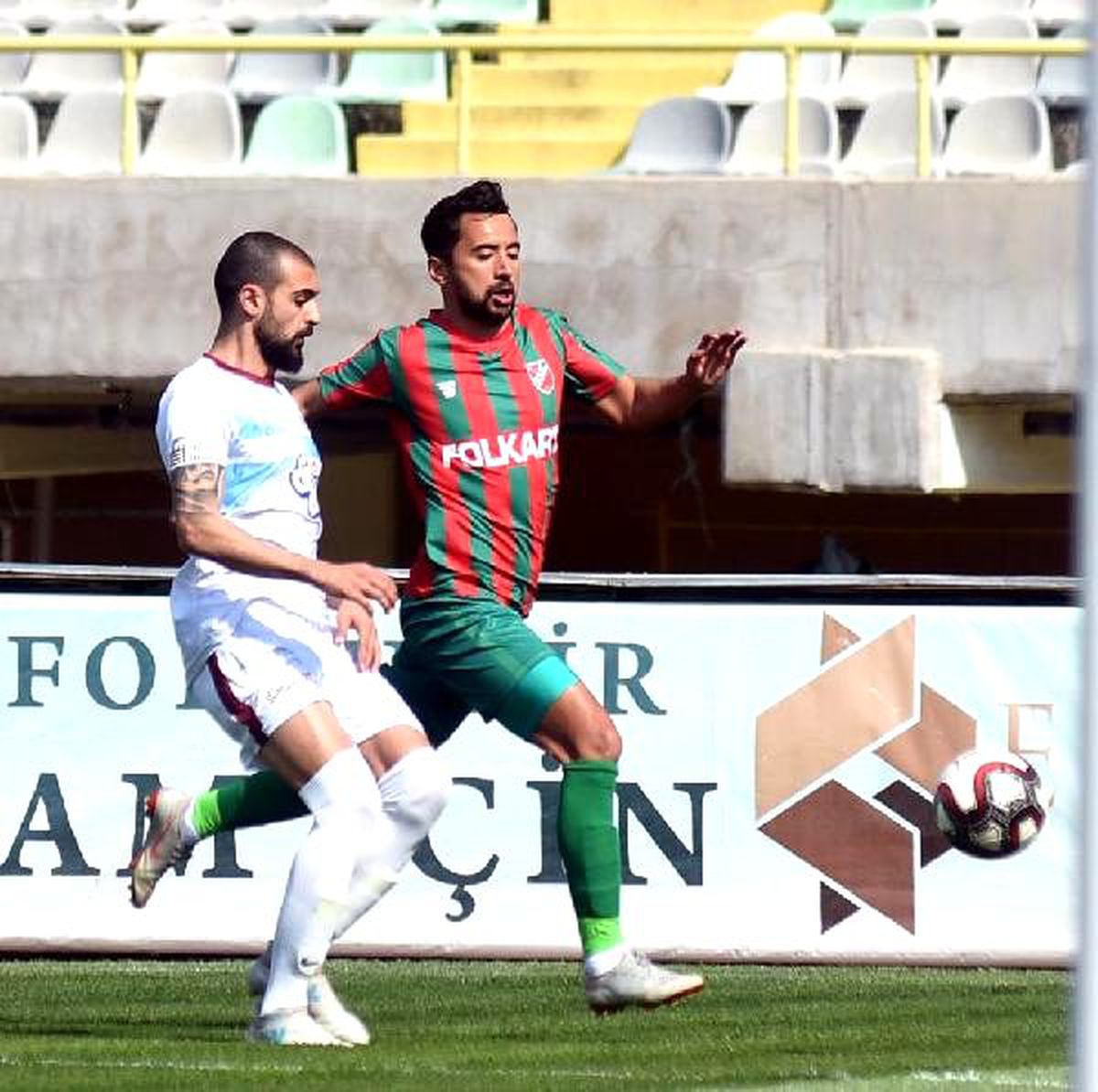 Karşıyaka\'da Onur kırgın ayrıldı