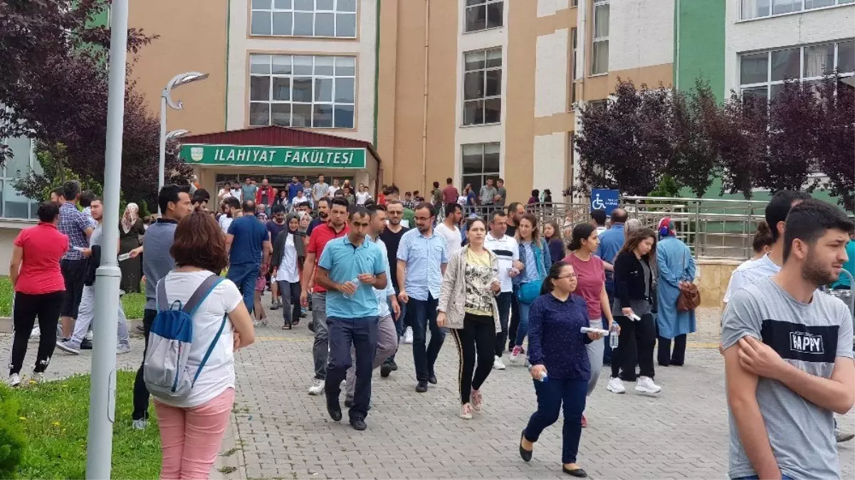 KPSS\'de ilk oturum heyecanı sona erdi