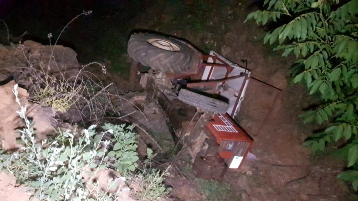 Nazilli\'de traktörün altında kalan baba ile kızı hayatını kaybetti