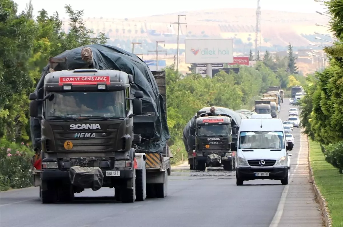 Suriye sınırına askeri sevkiyat