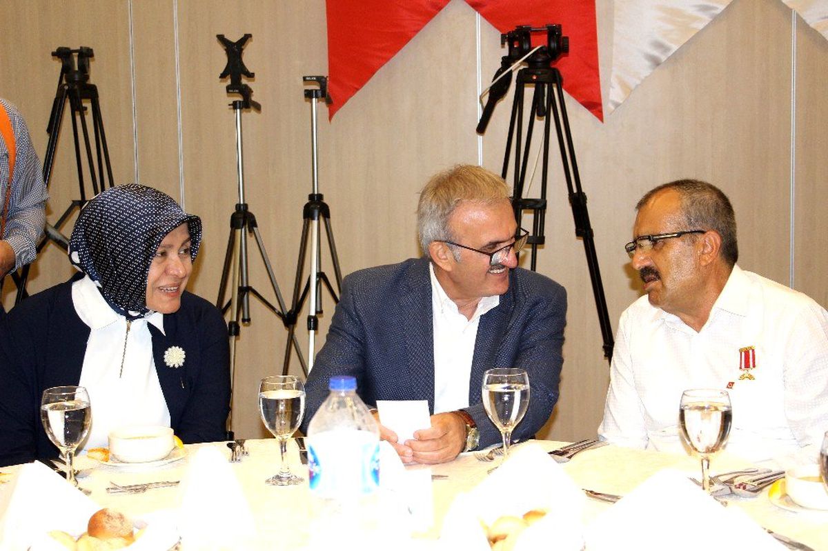 Vali Karaloğlu: "15 Temmuz\'da hain içerideydi"