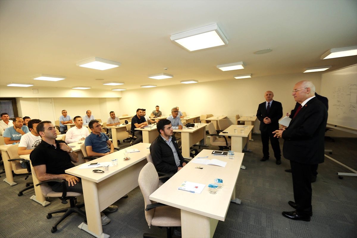 Yenimahalle Belediyesi personeline hizmet içi eğitim