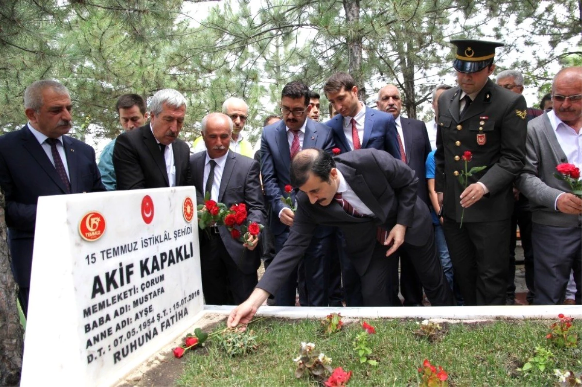 15 Temmuz Şehidi Akif Kapaklı mezarı başında anıldı