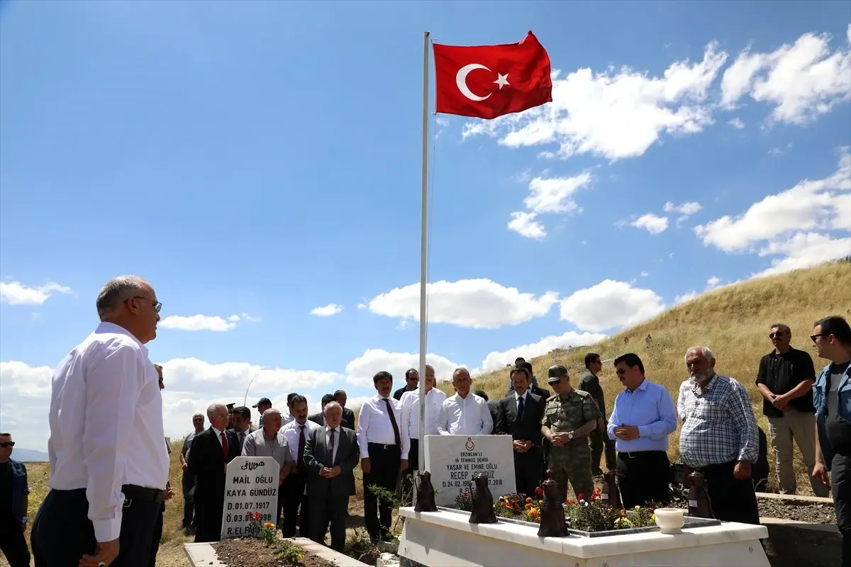 15 Temmuz şehidi Gündüz mezarı başında anıldı