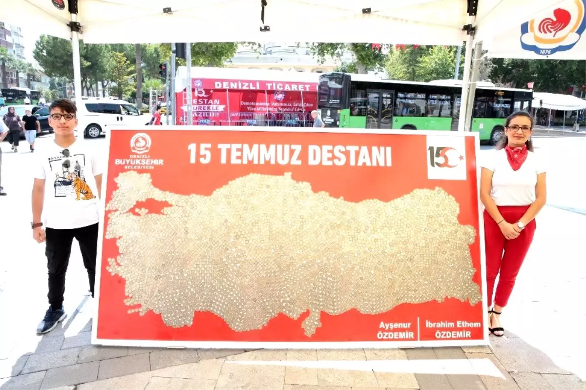 3 bin 262 adet 15 Temmuz hatıra paraları ile Türkiye haritası yaptılar