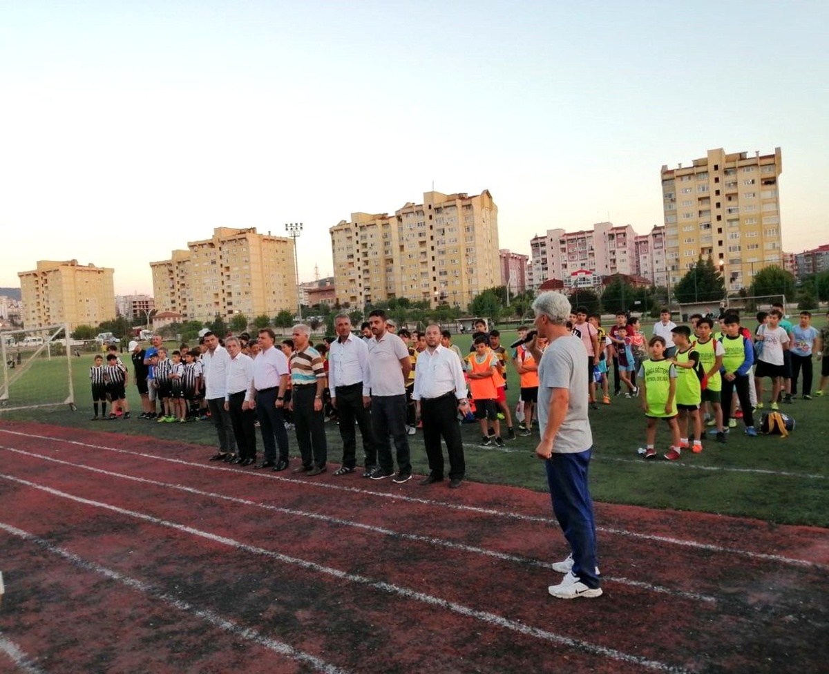 Aliağa\'da 15 Temmuz Futbol Turnuvaları