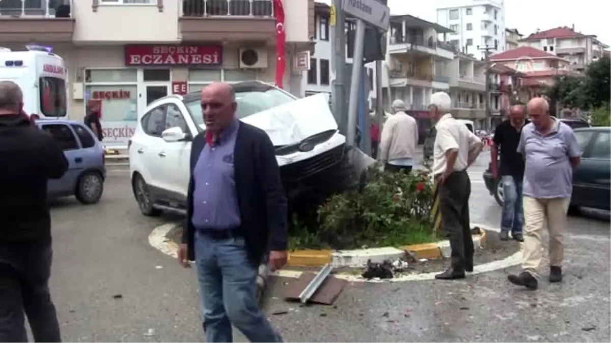 Cip ile otomobil çarpıştı: 1 yaralı - DÜZCE