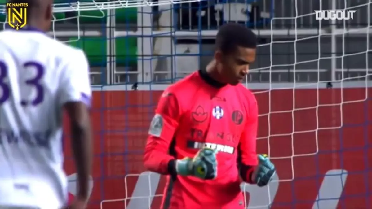 En iyi Kaleciler: Alban Lafont