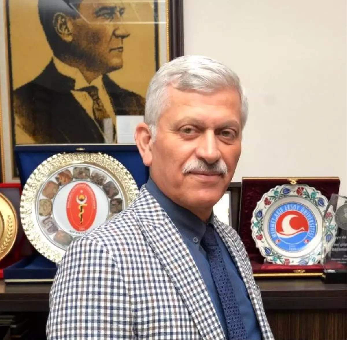 Eroğlu: Hayvancılık, yönetimsel olarak veteriner hekimlik otoritesine tabi olmalı