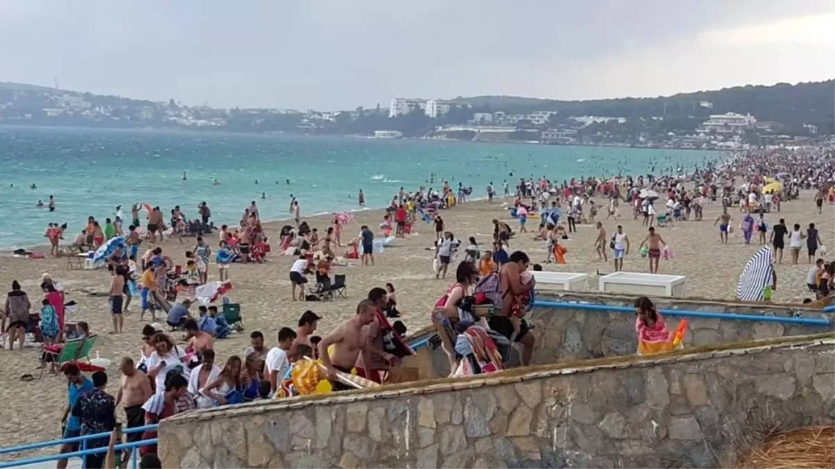 Fırtına, Çeşme plajında paniğe sebep oldu