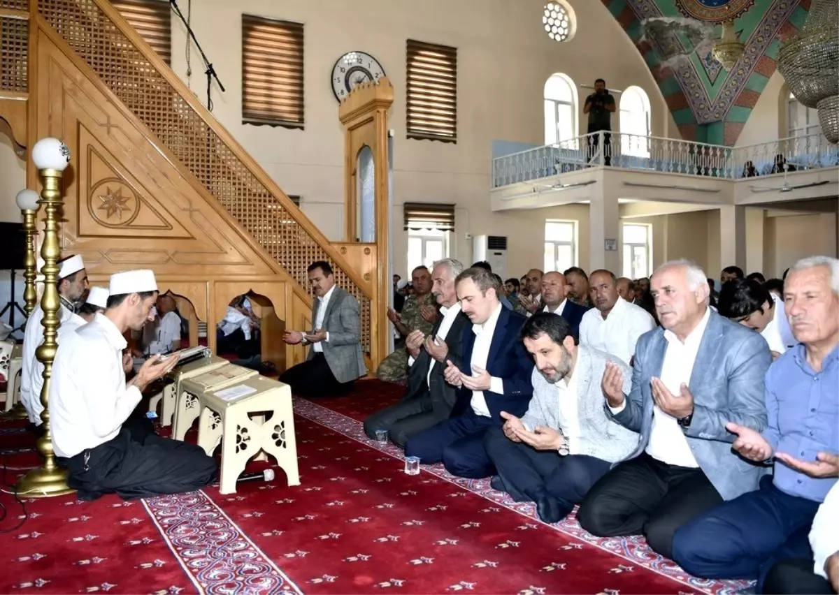 Hakkari\'de 15 Temmuz Demokrasi ve Milli Birlik Günü