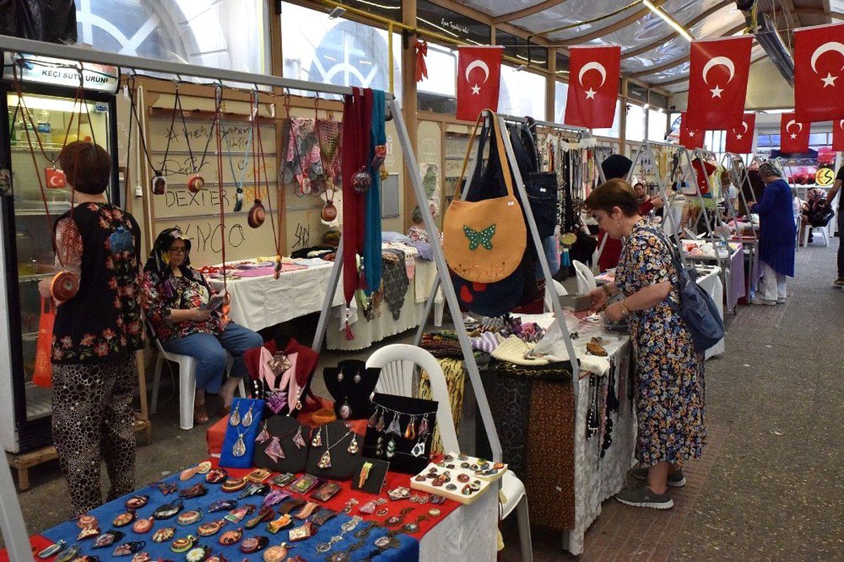 Hanımeli Sokak doludizgin