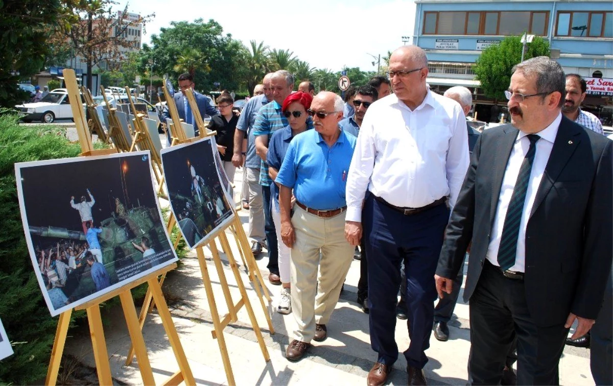 İHA, 15 Temmuz gecesini Salihli\'de fotoğraflarla hatırlattı