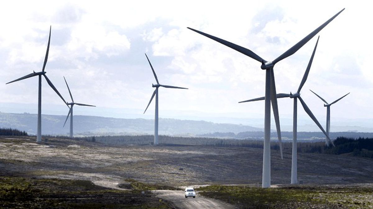 İskoçya\'da Rüzgardan Elde Edilen Enerji, Evlerdeki İhtiyacın İki Katını Aştı