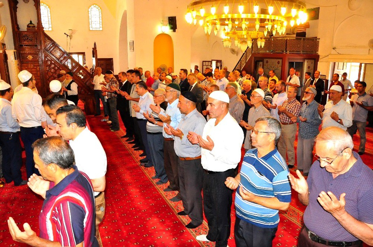 Manisa\'da 15 Temmuz şehitleri anısına mevlit okutuldu