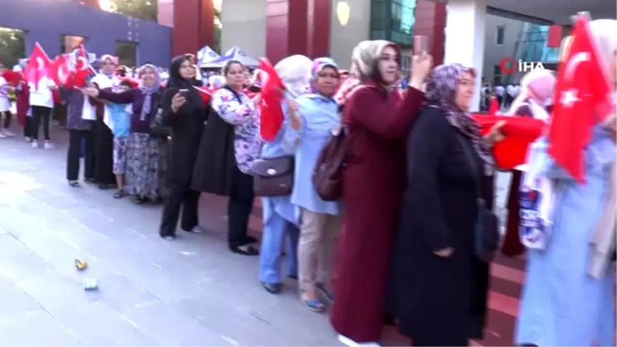 Şahinbey Belediyesi\'nden \'demokrasi yürüyüşü\'