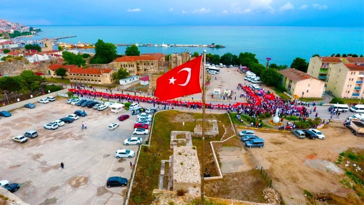 Sinop\'ta 15 Temmuz Milli Birlik ve Beraberlik Yürüyüşü