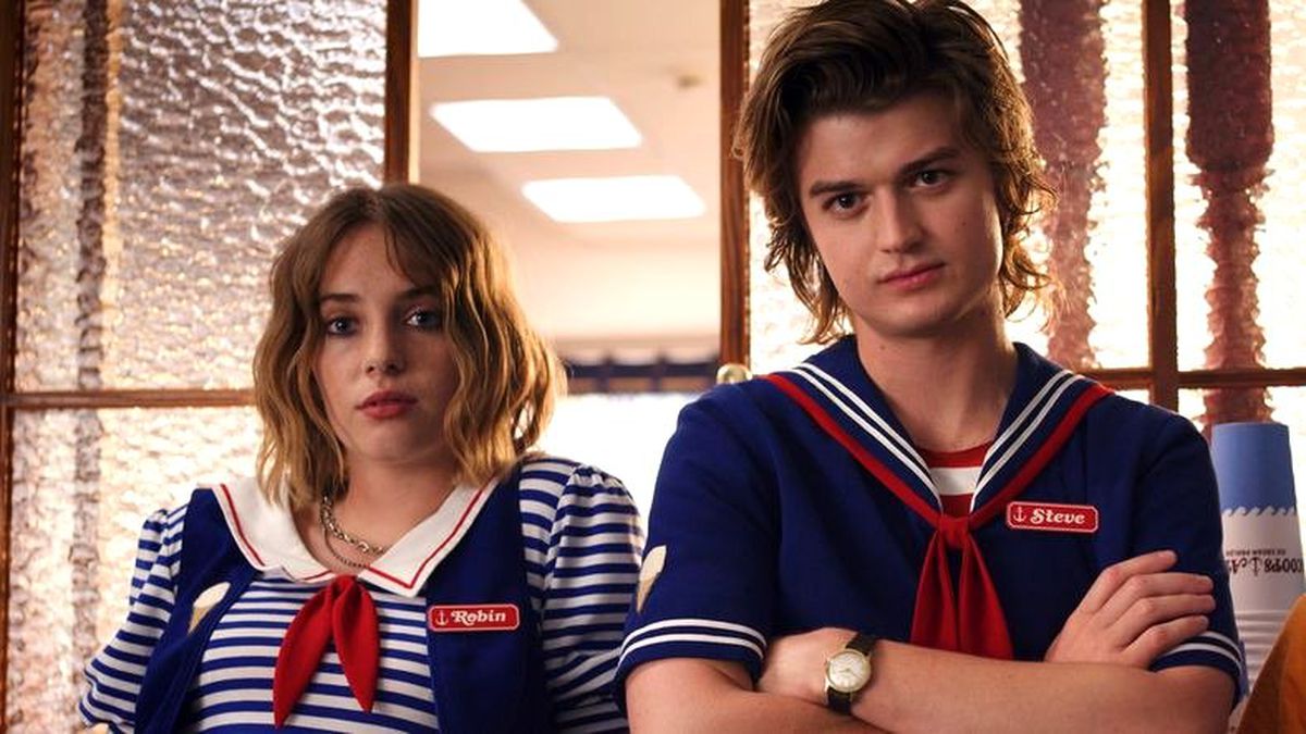 Stranger Things\'in Efsane Sahnesini, Senaryosuyla Birlikte İzleyin (Spoiler)