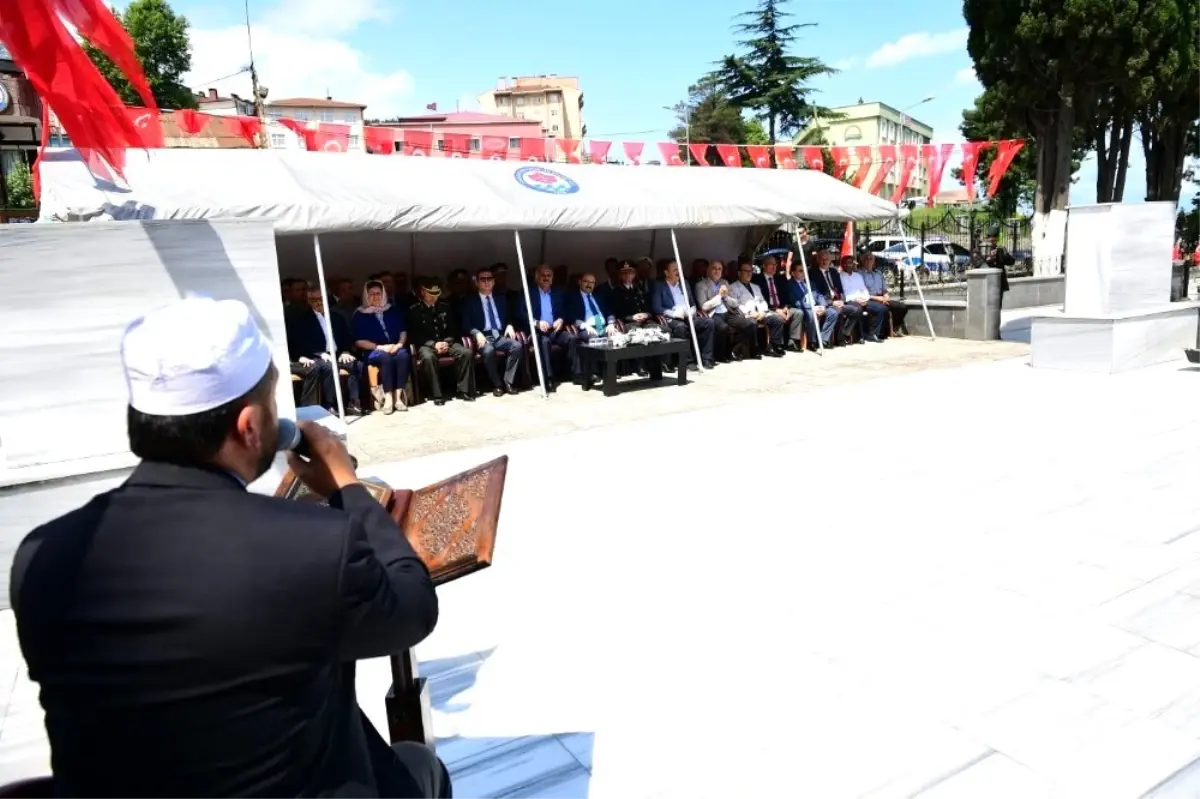 Trabzon\'da 15 Temmuz Demokrasi ve Milli Birlik Günü\'nde şehitler anıldı