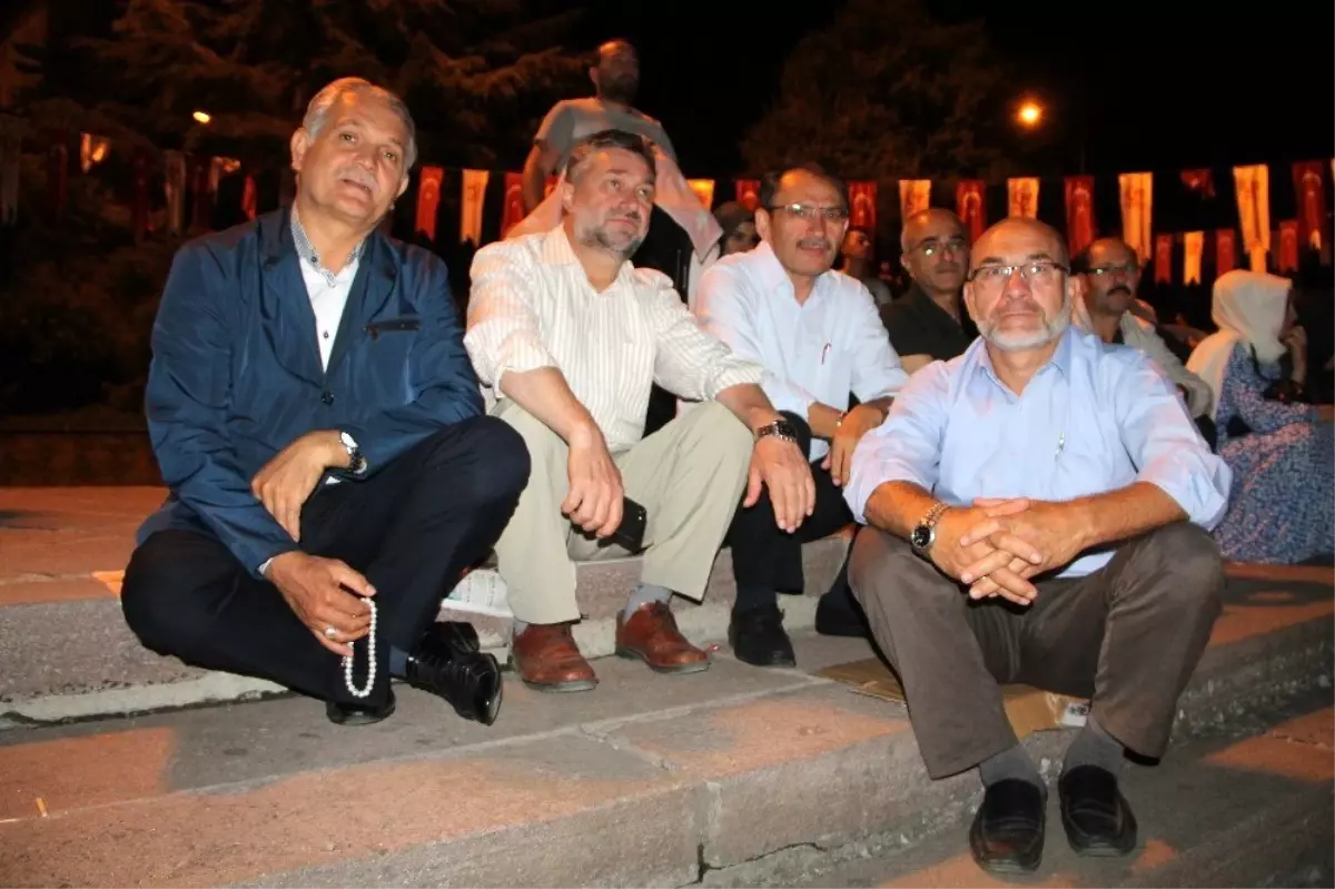 00.13\'te Amasya\'dan salalar yükseldi