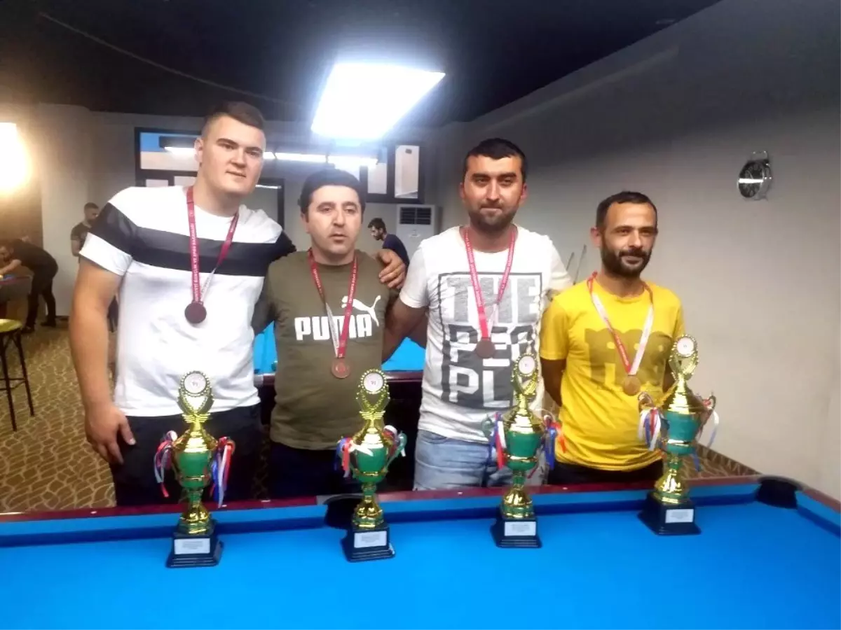 15 Temmuz bilardo turnuvasına Salihli damgası