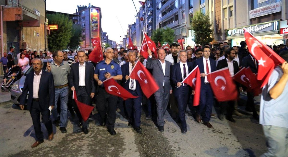 Başkan Oprukçu: "40 yıldır mücadele ettiğimiz terör örgütlerinin en sinsisi FETÖ\'dür"