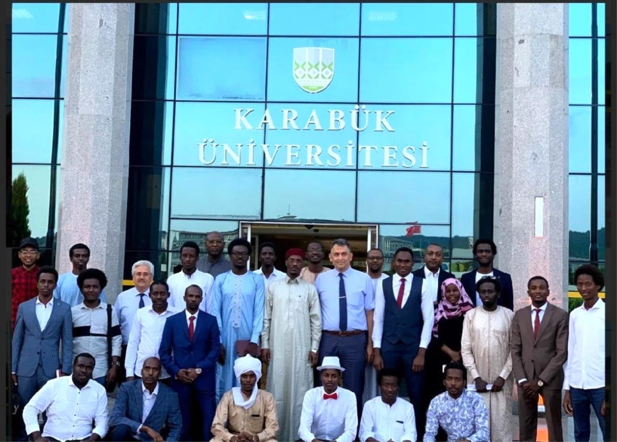 Çad Büyükelçisi KBÜ\'de öğrencilerle istişare etti