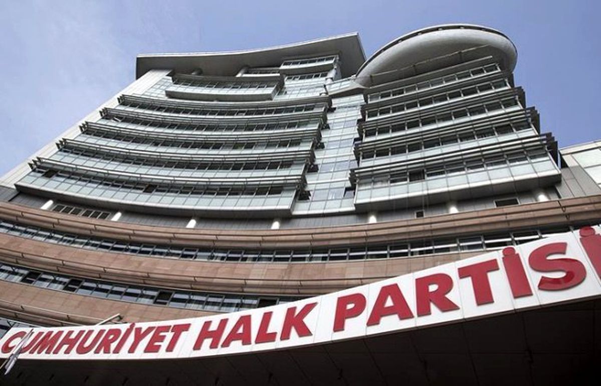 CHP \'yerel yönetim\' kampına giriyor