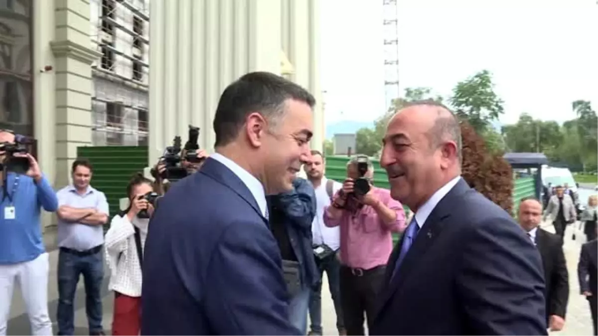 Dışişleri Bakanı Çavuşoğlu, Kuzey Makedon mevkidaşıyla görüştü