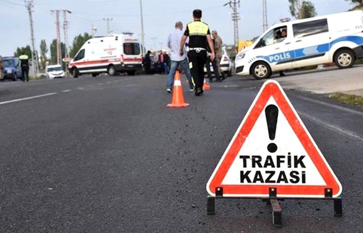 Eskişehir\'de trafik kazası: 3 ölü, 6 yaralı