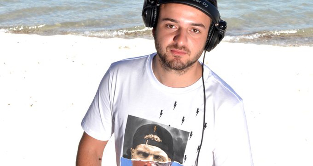 Futbolculuk hayali DJ\'likle son buldu