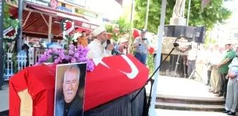 Giresun eski milletvekillerinden Mehmet Ali Karadeniz son yolculuğuna uğurlandı