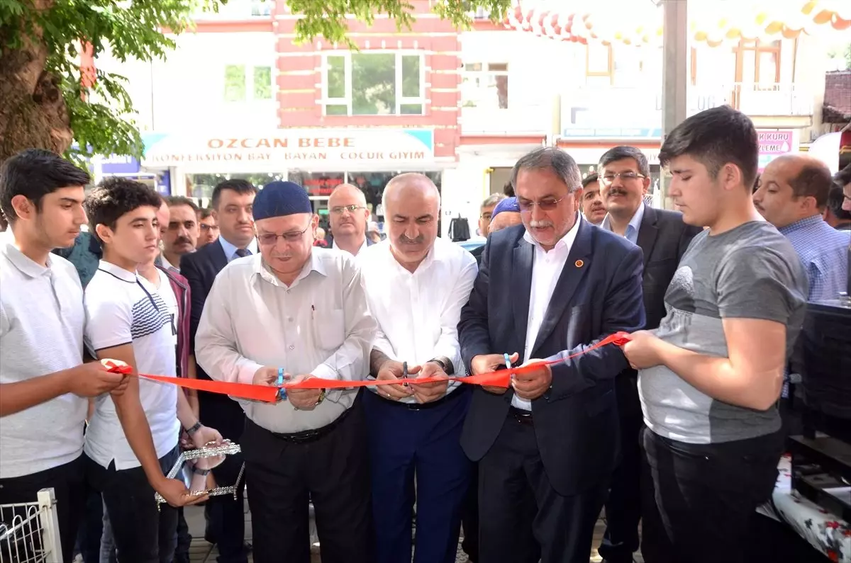 İhtiyaç sahibi öğrencilerin yararına kermes