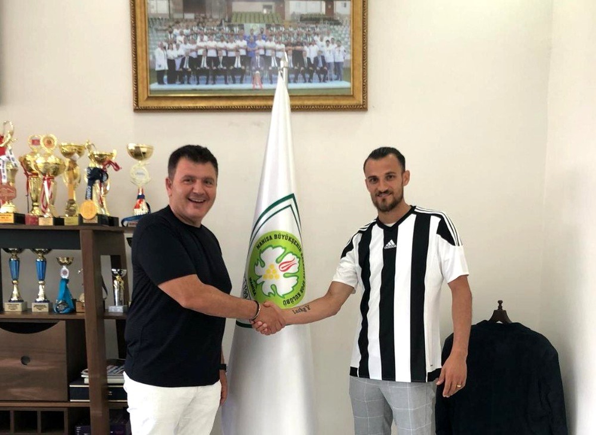Manisa Büyükşehir Belediyespor\'a stoper takviyesi