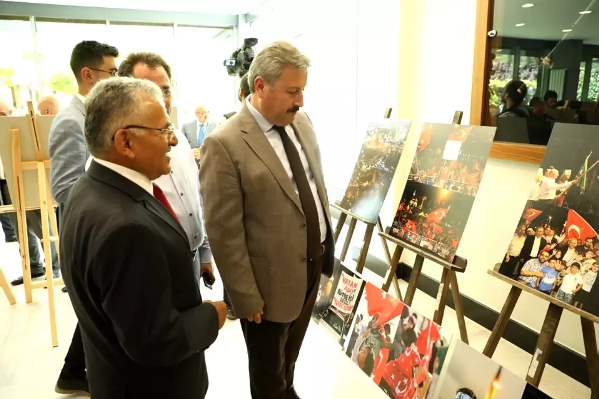 Palancıoğlu, "Bu sadece bir fotoğraf sergisi değil aynı zamanda Kayseri Basın Tarihi\'ne ışık tutan...